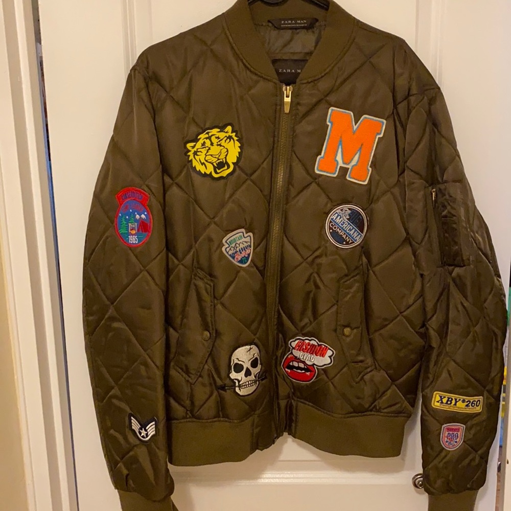 Zara Men’s Bomber Size XL